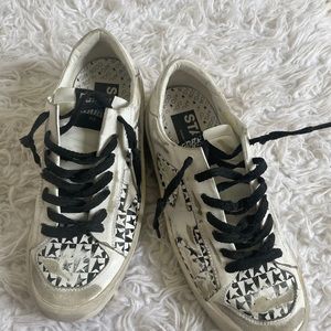 Golden Goose EU 39 StarDans Barely Worn